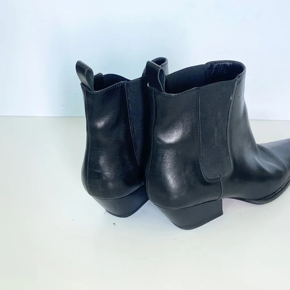 Michael Kors Womens Black Leather Pointed Toe Chelsea Ankle Boots Size 7.5 M